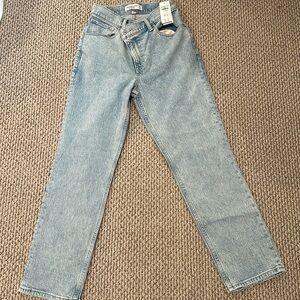 Abercrombie & Fitch The 90s straight Ultra high rise size 25 xtra short